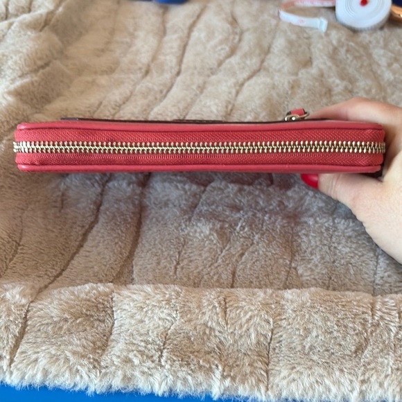 Coach Red Wallet - Picture 7 of 13